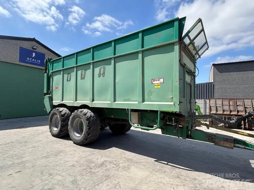 OVA LB65275T 自走式飼料採集機