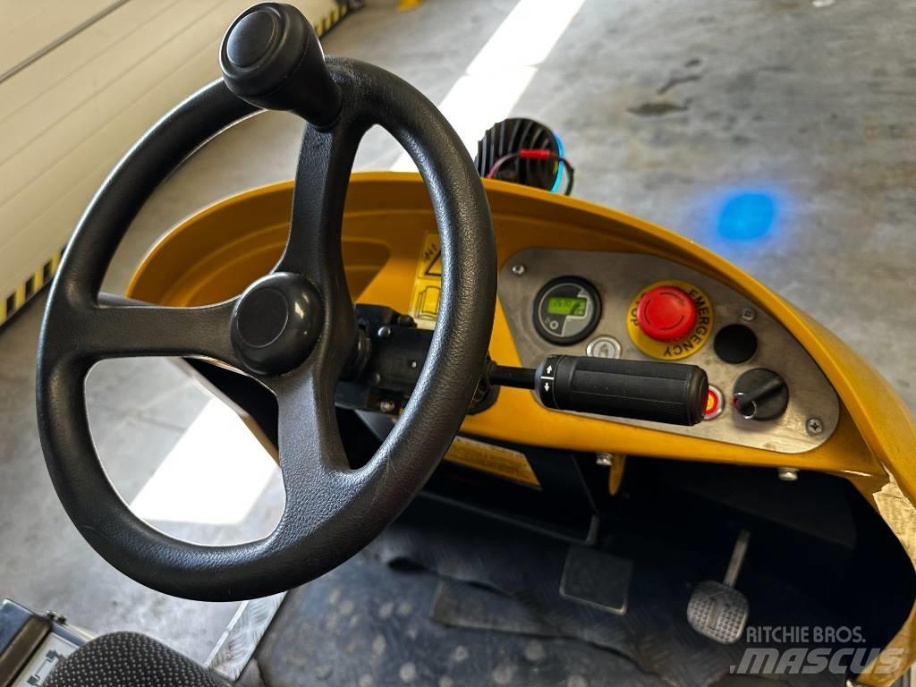 Yale MT70 牽引車