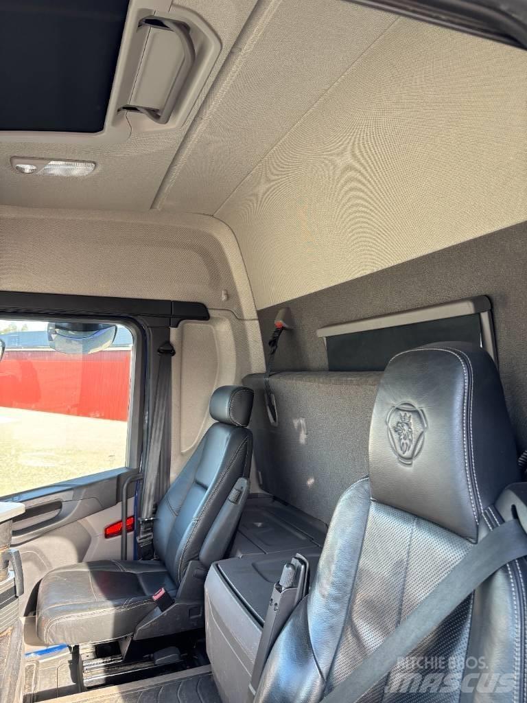 Scania R 650 木材貨車