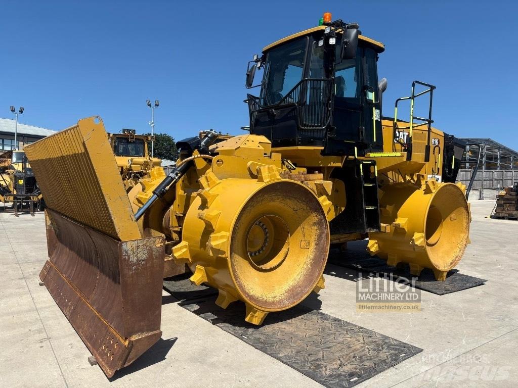 CAT 816 廢棄物壓實機