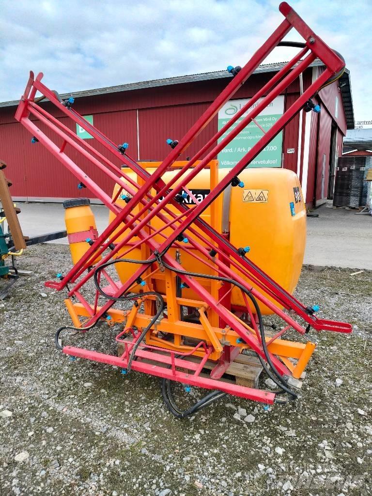 Junkkari 900 / 12 承載式噴霧機
