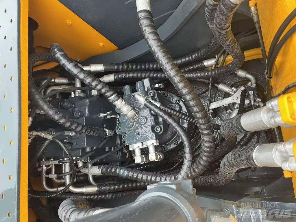 Hyundai R220 履帶式 挖土機/掘鑿機/挖掘機