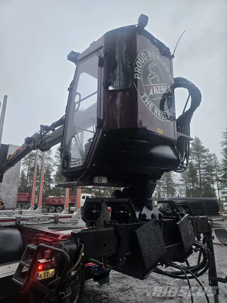 Kesla 2112T 木材起重機