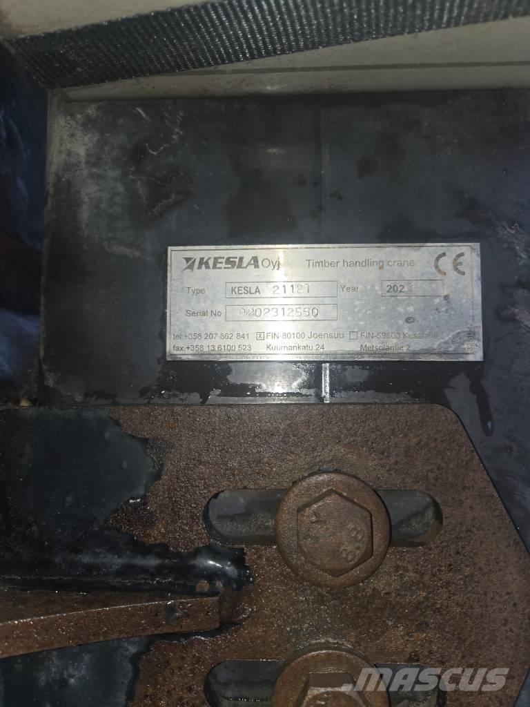 Kesla 2112T 木材起重機