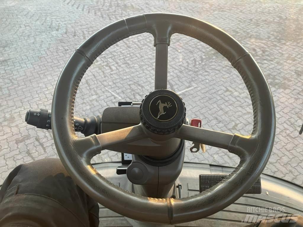 John Deere 8600 牧草收穫機
