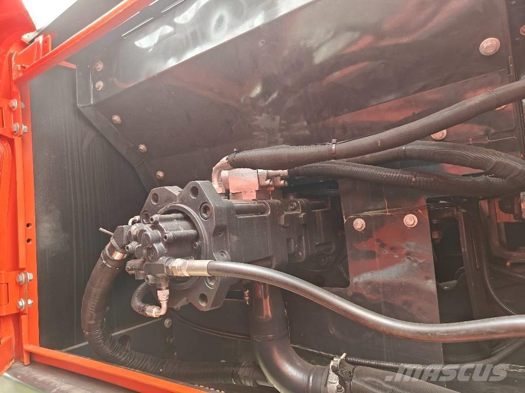 Doosan DX 225 LC-9C 履帶式 挖土機/掘鑿機/挖掘機