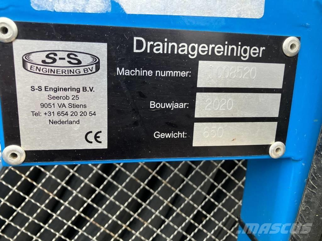  s-s Drainagereiniger 承載式噴霧機