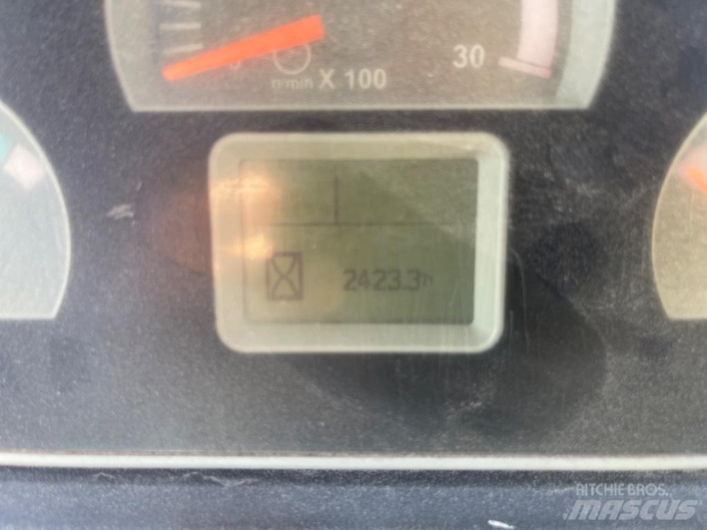 CAT 420 F 反鏟裝載機