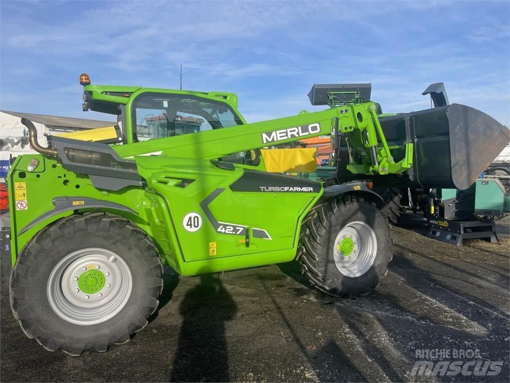 Merlo TF 42.7 CS 農業用伸縮臂裝載機