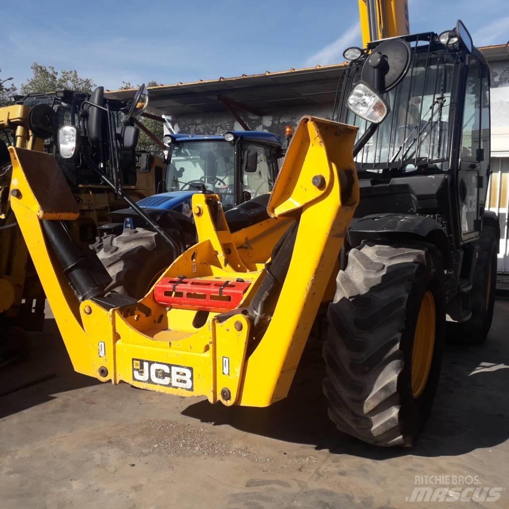 JCB 540-170 伸縮臂操作車