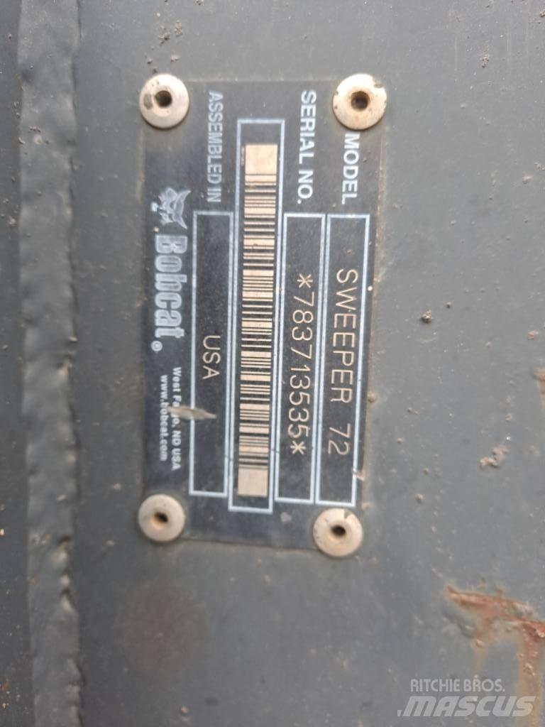 Bobcat 72 KAUHAHARJA 刷子
