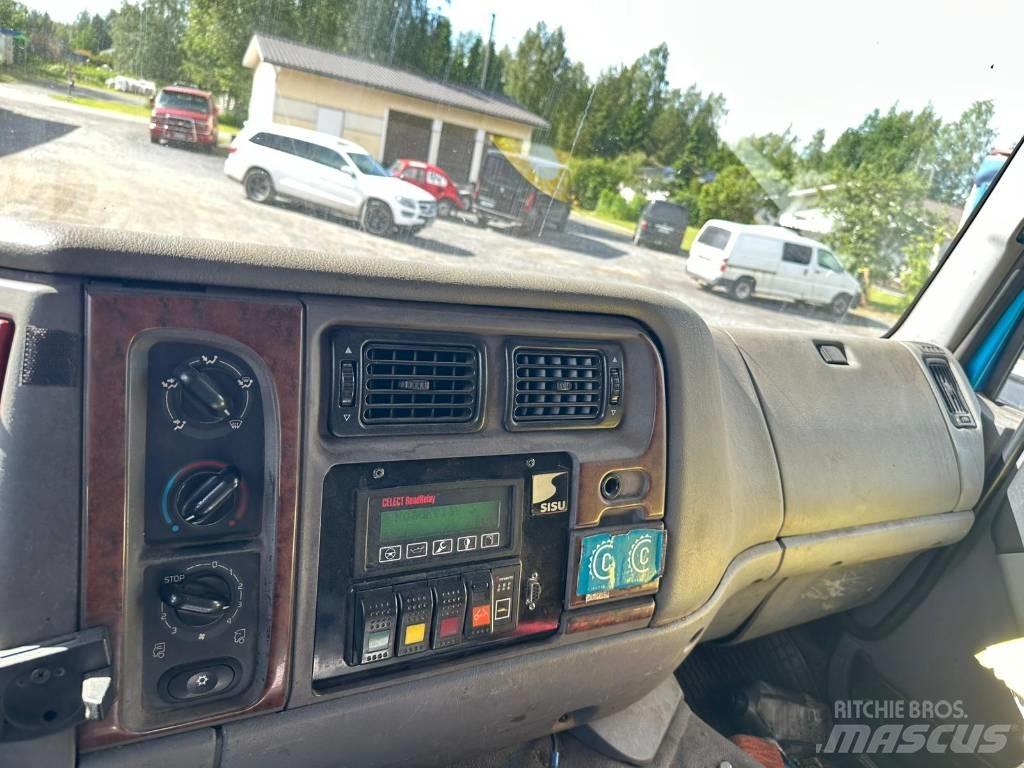 Sisu E11 林業運輸車