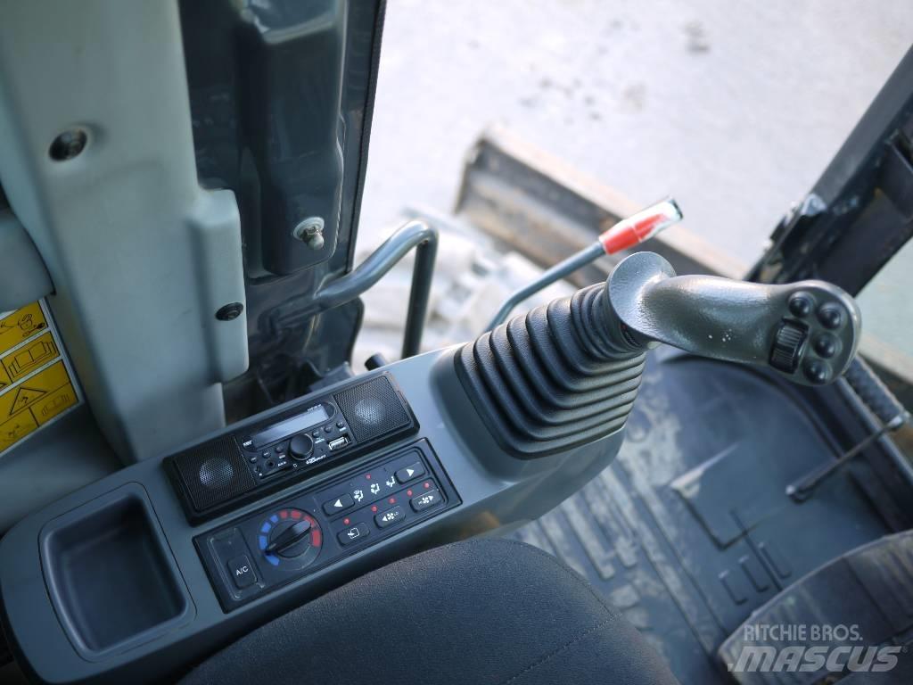 Komatsu PC 80 MR-3 中型挖土機/掘鑿機/挖掘機 7t-12t