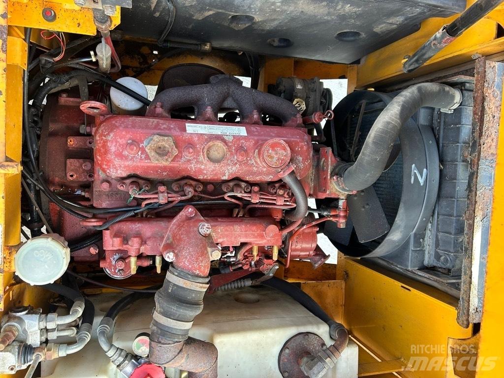 Barford SX 6000 側卸礦車