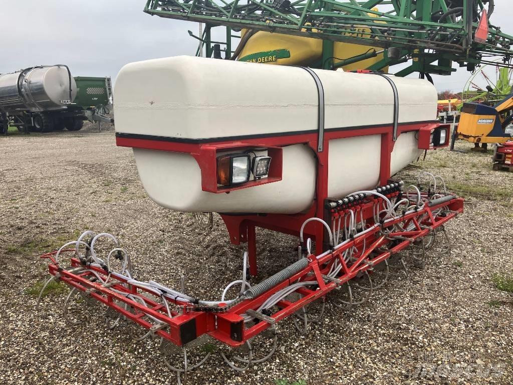  Agrovo 3000 liter 承載式噴霧機