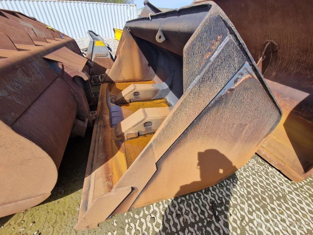 Volvo L 180 鏟斗