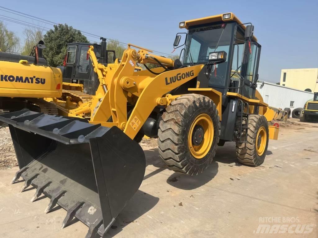 LiuGong CLG 835 輪胎式裝載機
