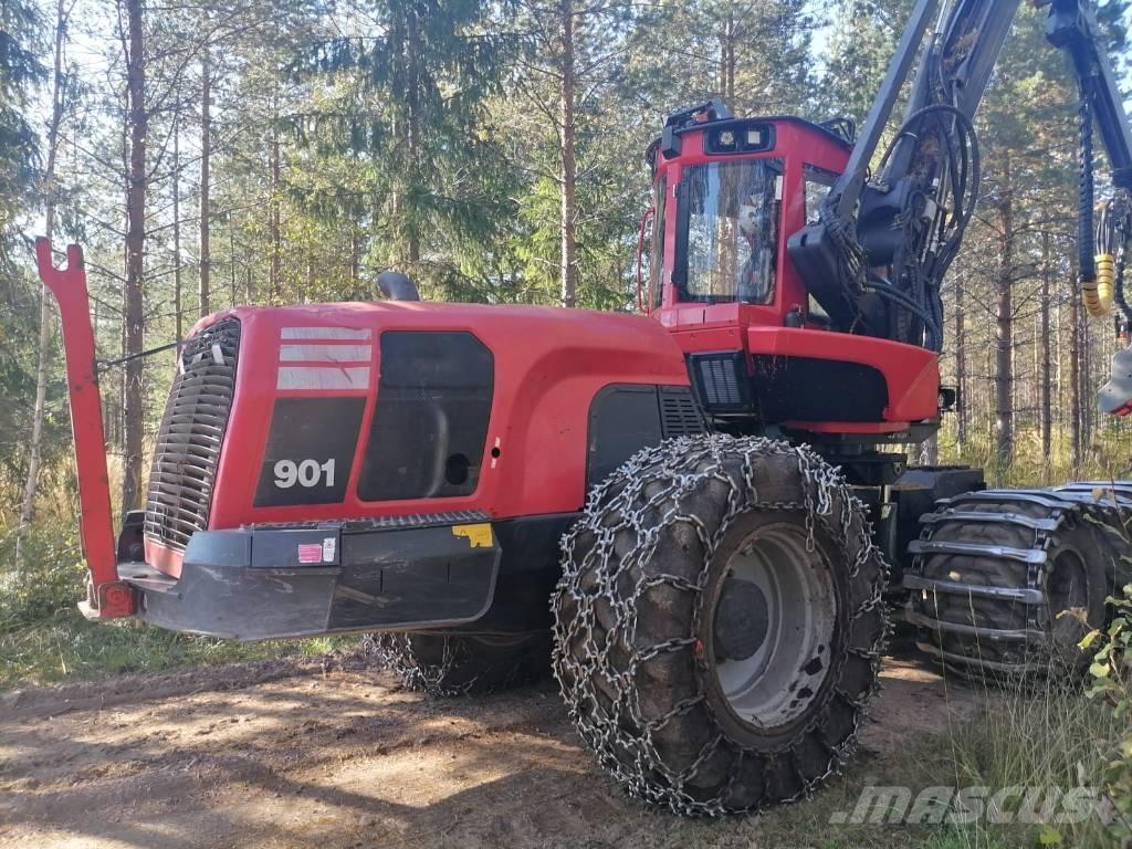 Komatsu 901 收穫機