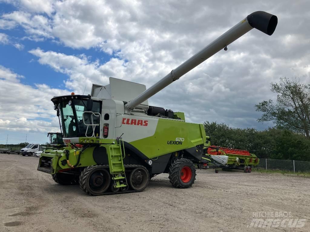 CLAAS LEXION 670 TT 聯合收穫機