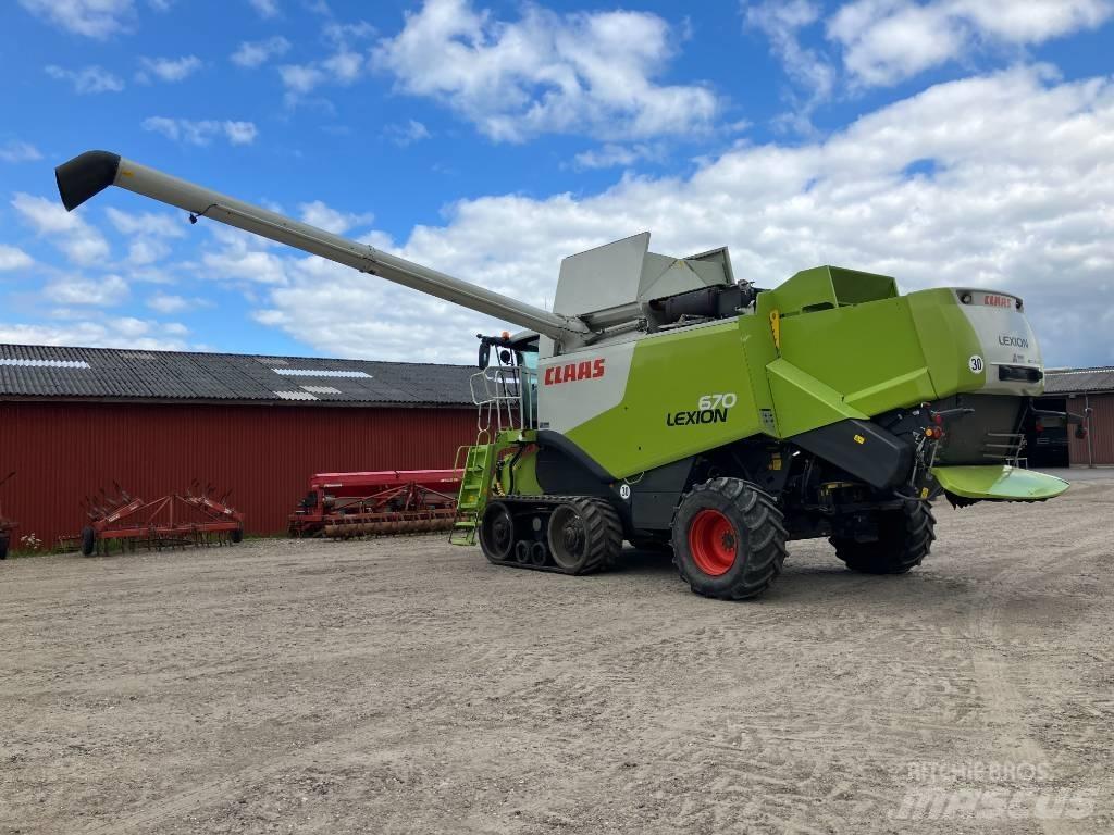 CLAAS LEXION 670 TT 聯合收穫機