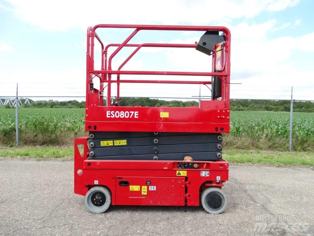 Magni ES0807E 剪式升降機