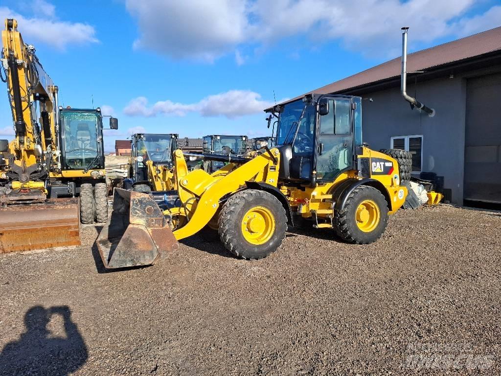CAT 908M 輪胎式裝載機