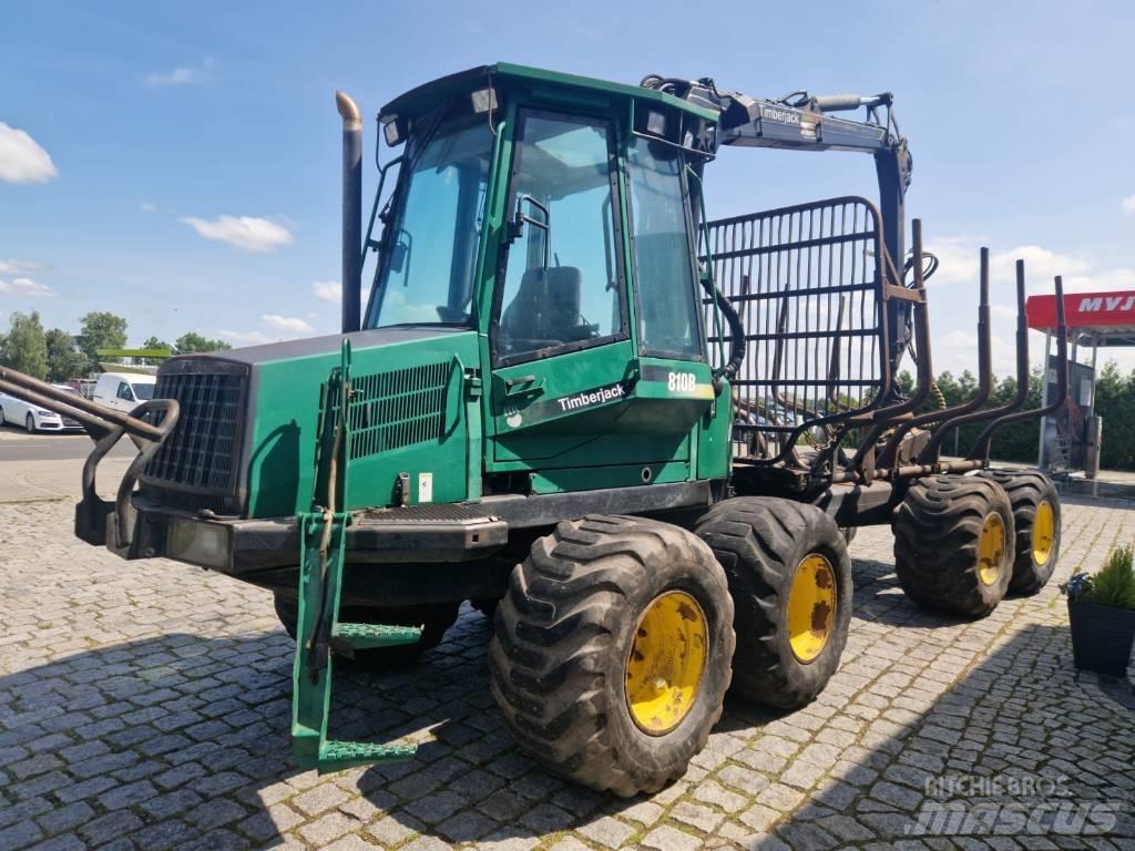 Timberjack 810 B 集運機