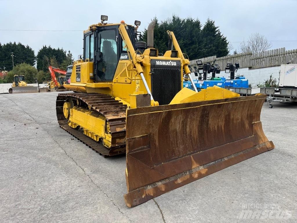 Komatsu D 65 PX-16 履帶推土機