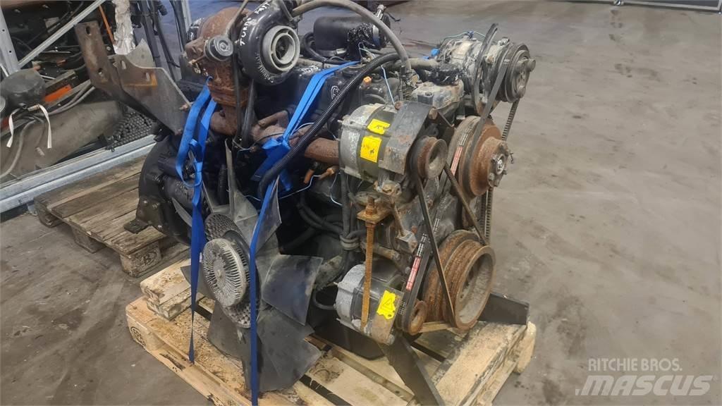 Sisu Valmet 890.2 引擎/發動機