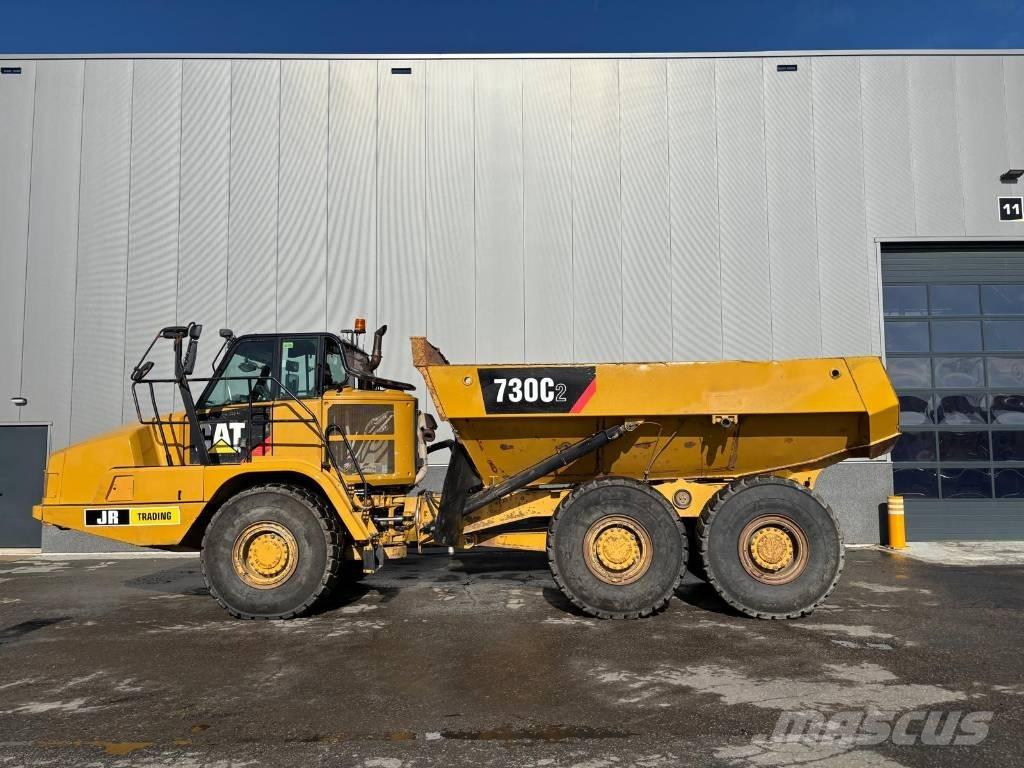 CAT 730 C2 (Tailgate) 鉸接式起吊車