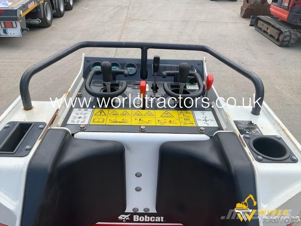Bobcat MT 100 小型裝載機