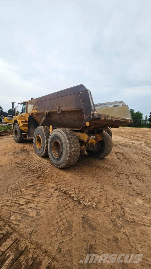 Volvo A 25 D 鉸接式起吊車