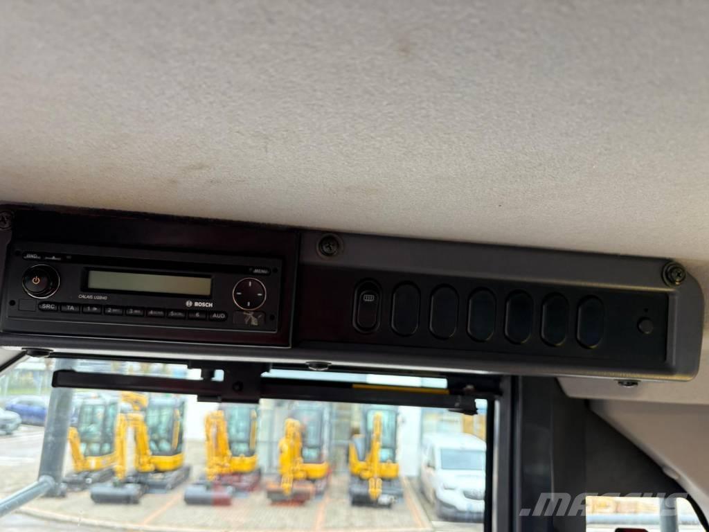 Komatsu WA380-8 輪胎式裝載機