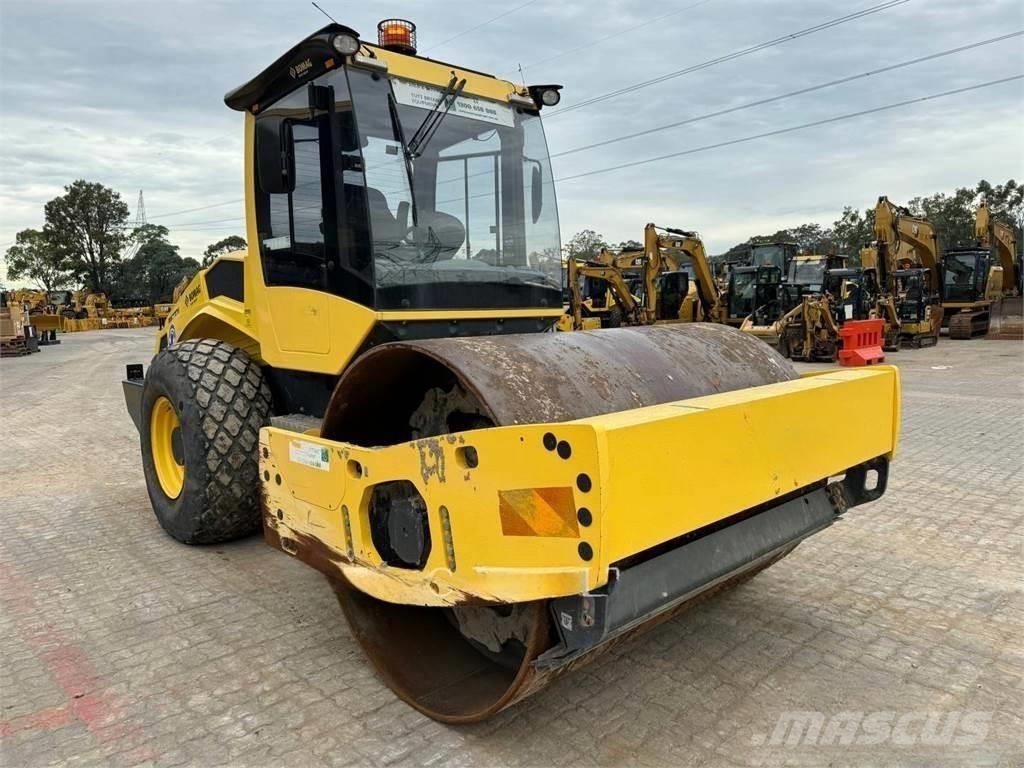 BMW 213D 單輪滾壓機