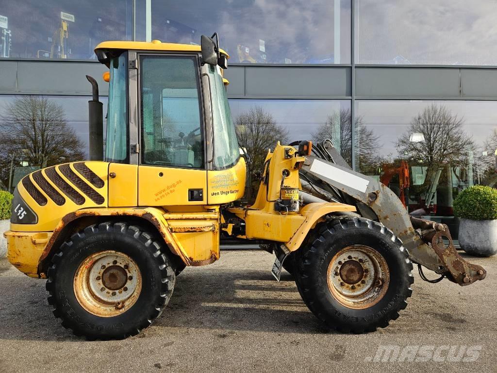 Volvo L 35 輪胎式裝載機