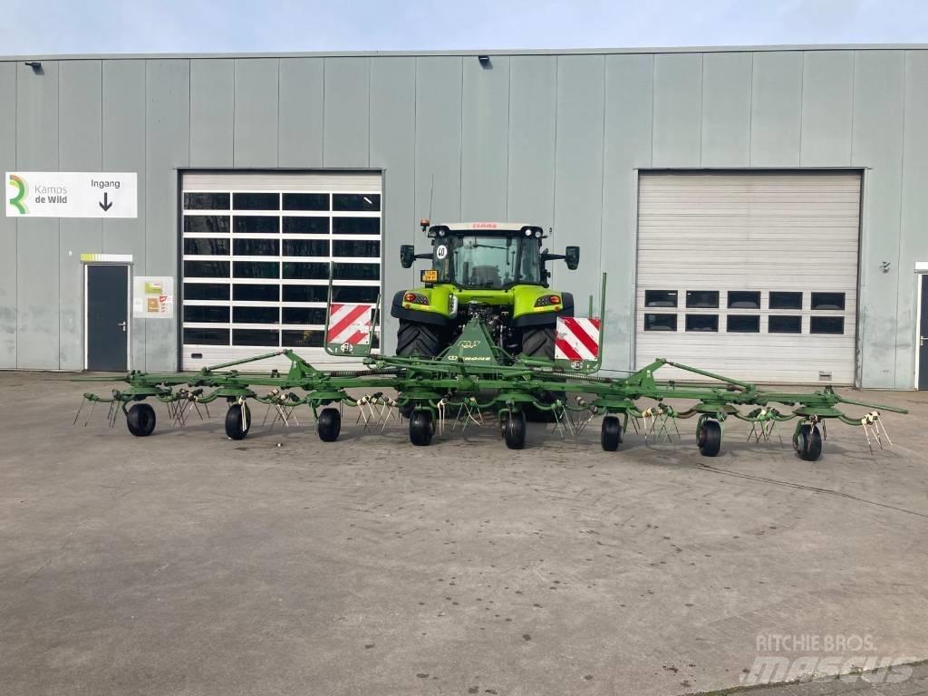 Krone KW 8.82 耙與翻草機