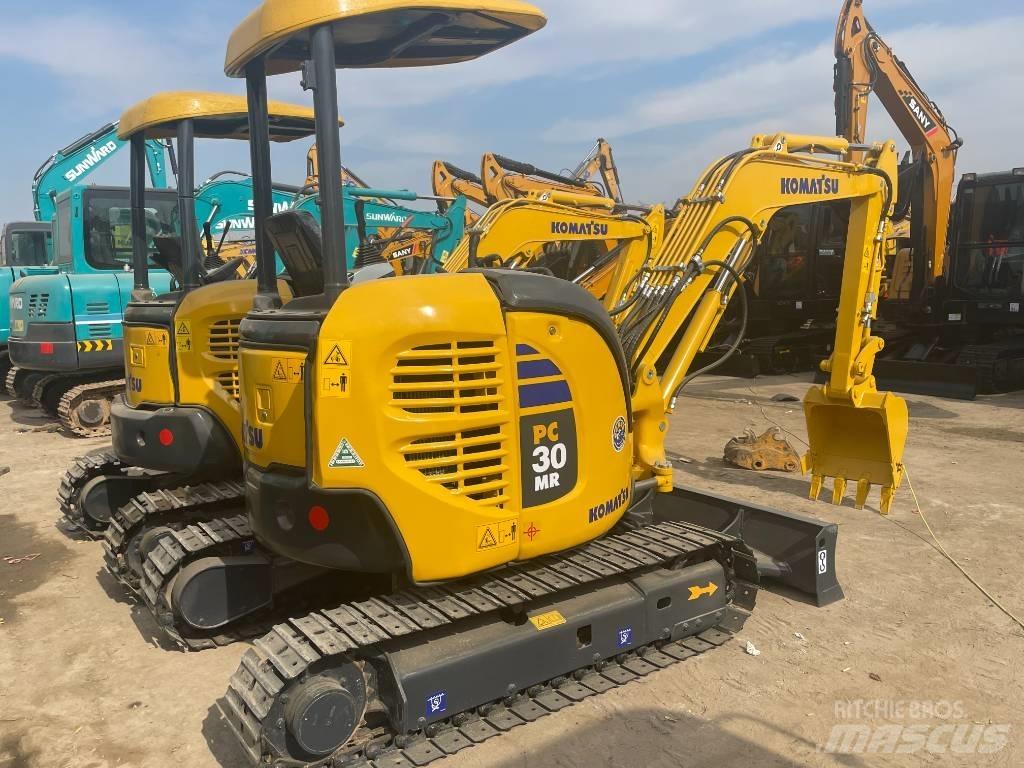 Komatsu PC30 小型挖土機/掘鑿機<7t(小型挖掘機)