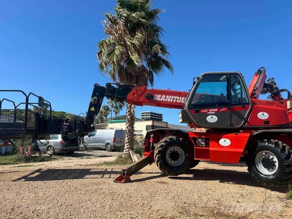 Manitou MRT 2150 伸縮臂操作車