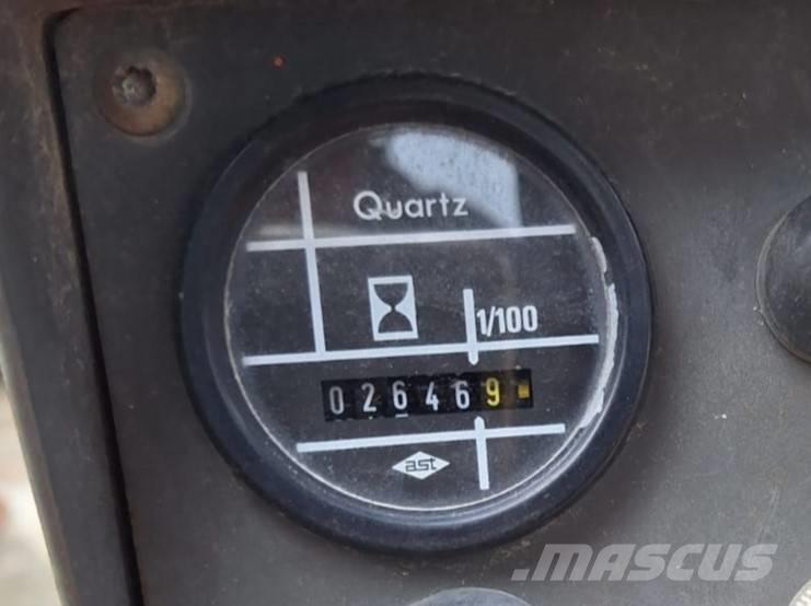Ausa CE 11 V-4171 越野車