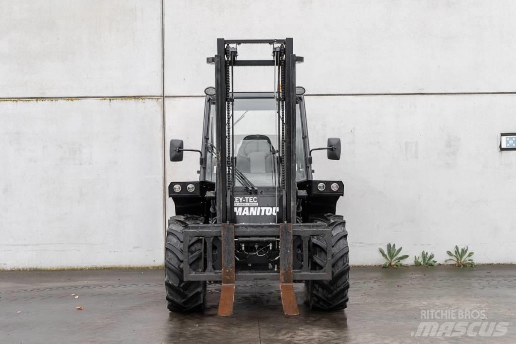 Manitou M 30-4 柴油卡車