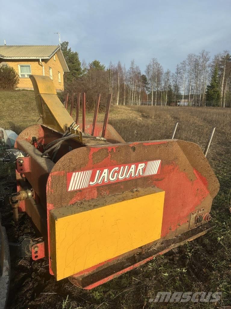 Jaguar Paalisilppuri 草捆撕碎機、切割機、拆袋機