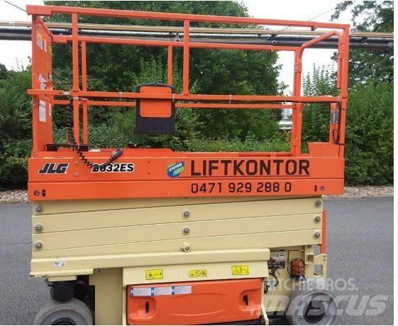 JLG 2632 ES 剪式升降機