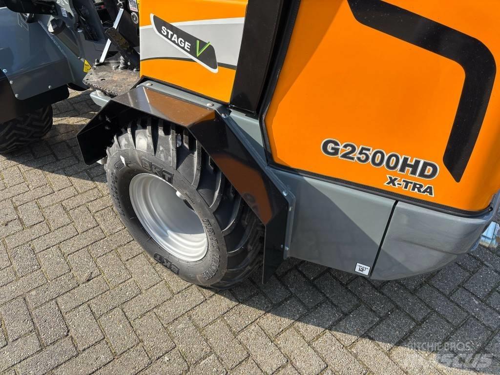 Giant G2500HD Xtra 小型裝載機