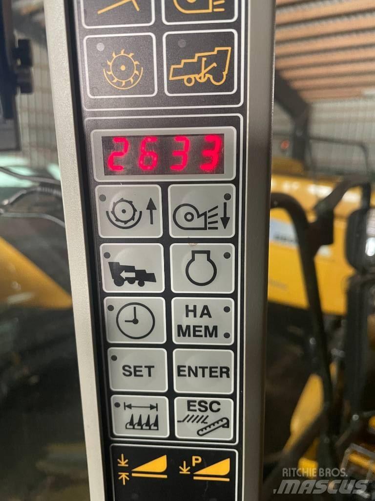 New Holland CS660 聯合收穫機