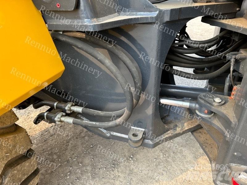 Komatsu WA380 輪胎式裝載機