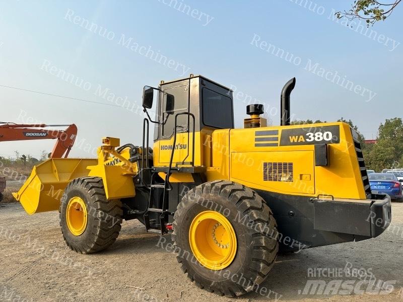 Komatsu WA380 輪胎式裝載機