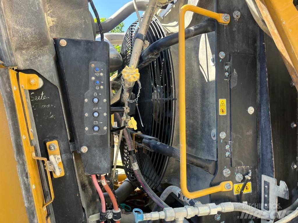 CAT 980 K  q coupler 輪胎式裝載機
