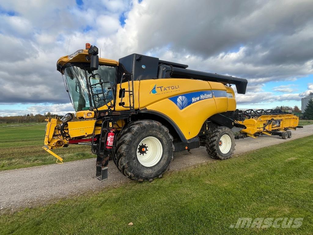 New Holland CX 8080 聯合收穫機