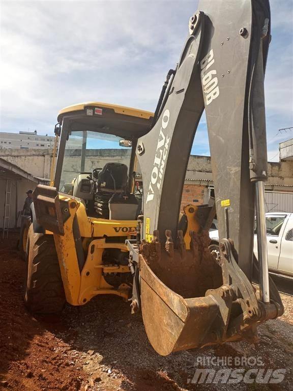 Volvo BL60B 反鏟裝載機