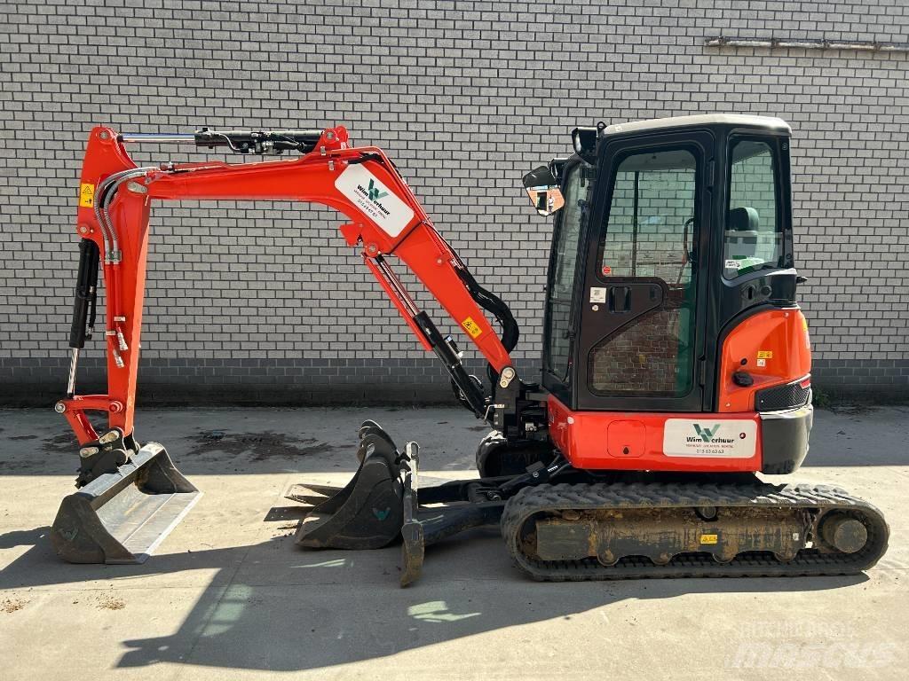 Kubota U 36-4 小型挖土機/掘鑿機<7t(小型挖掘機)